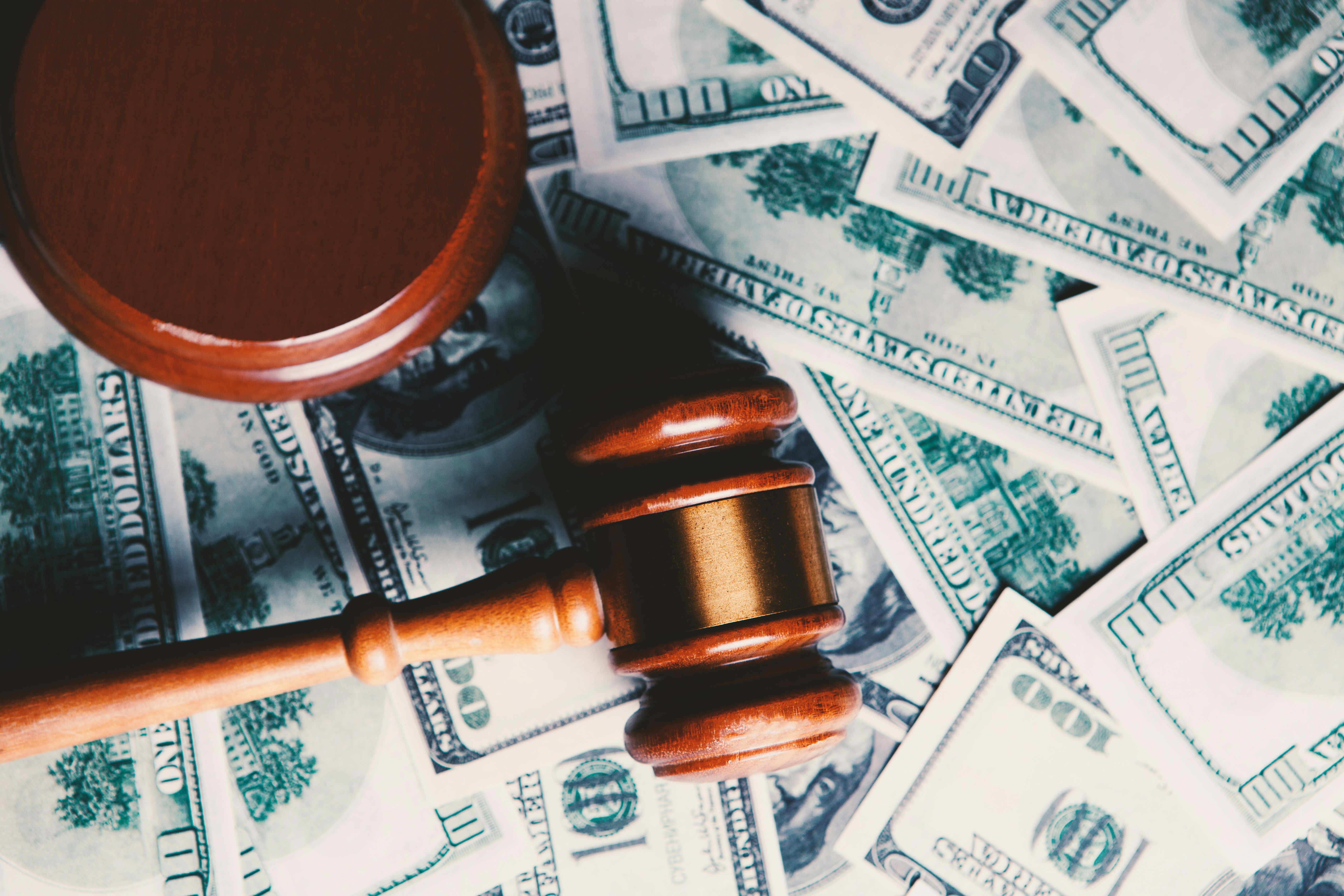 Legal & finance